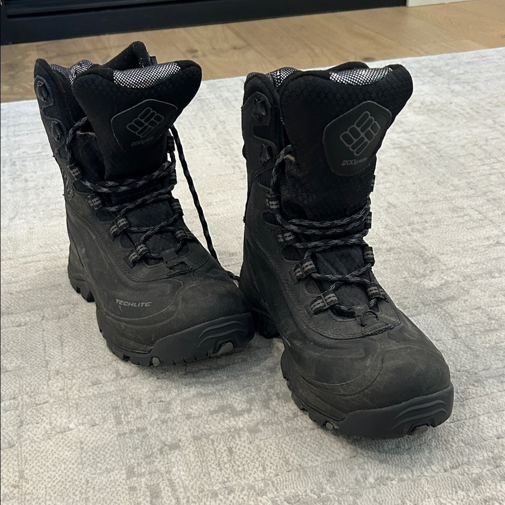 Columbia Black Winter Boots